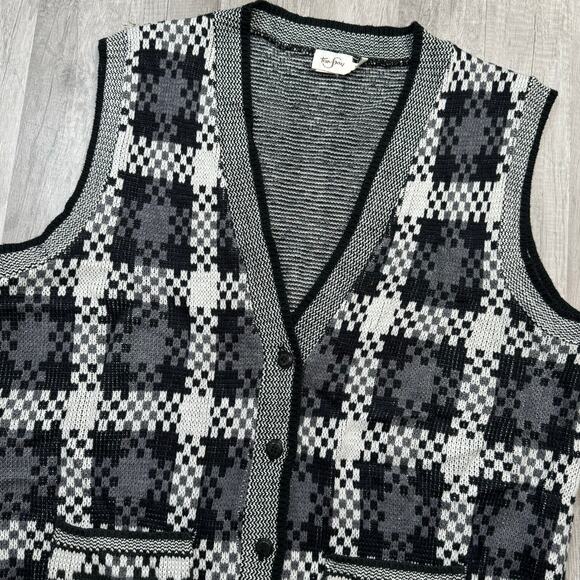 Vintage 80s 90s Plaid Gray Black White Sweater Vest  Size XL - Picture 2 of 8